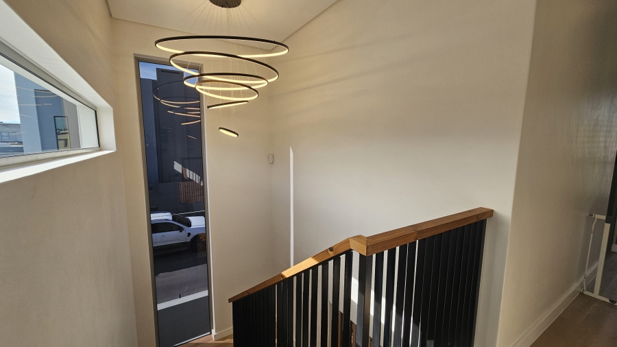 4 Bedroom Property for Sale in Sandown Western Cape